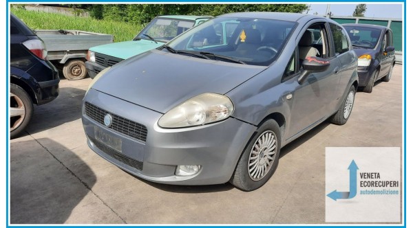 FIAT GRANDE PUNTO 2Y del 2006 parti usate e ricambi - Tipo Motore 199A3000