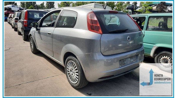 FIAT GRANDE PUNTO 2Y del 2006 parti usate e ricambi - Tipo Motore 199A3000