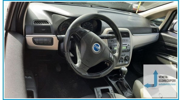 FIAT GRANDE PUNTO 2Y del 2006 parti usate e ricambi - Tipo Motore 199A3000