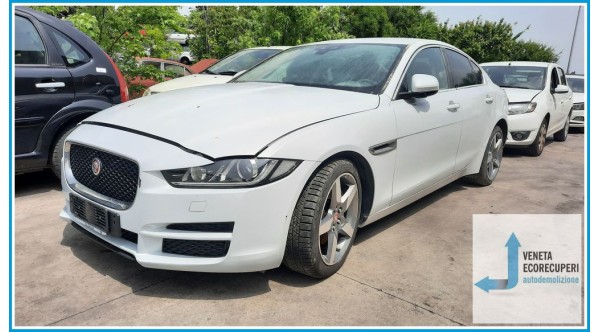 JAGUAR XE del 2017 parti usate e ricambi - Tipo Motore 204DTD
