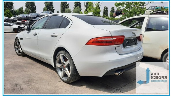 JAGUAR XE del 2017 parti usate e ricambi - Tipo Motore 204DTD