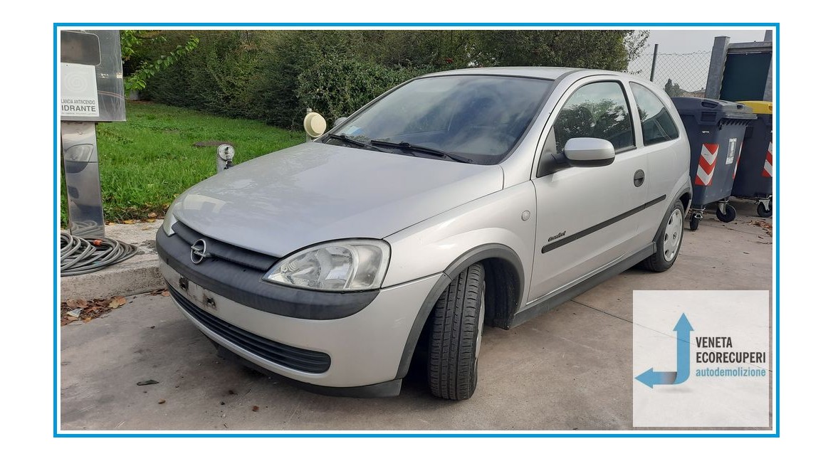 OPEL CORSA X01 del 2001 parti usate e ricambi