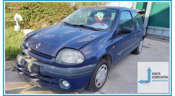 RENAULT CLIO 2a Serie del 1999 parti usate e ricambi - Tipo Motore D7FD7