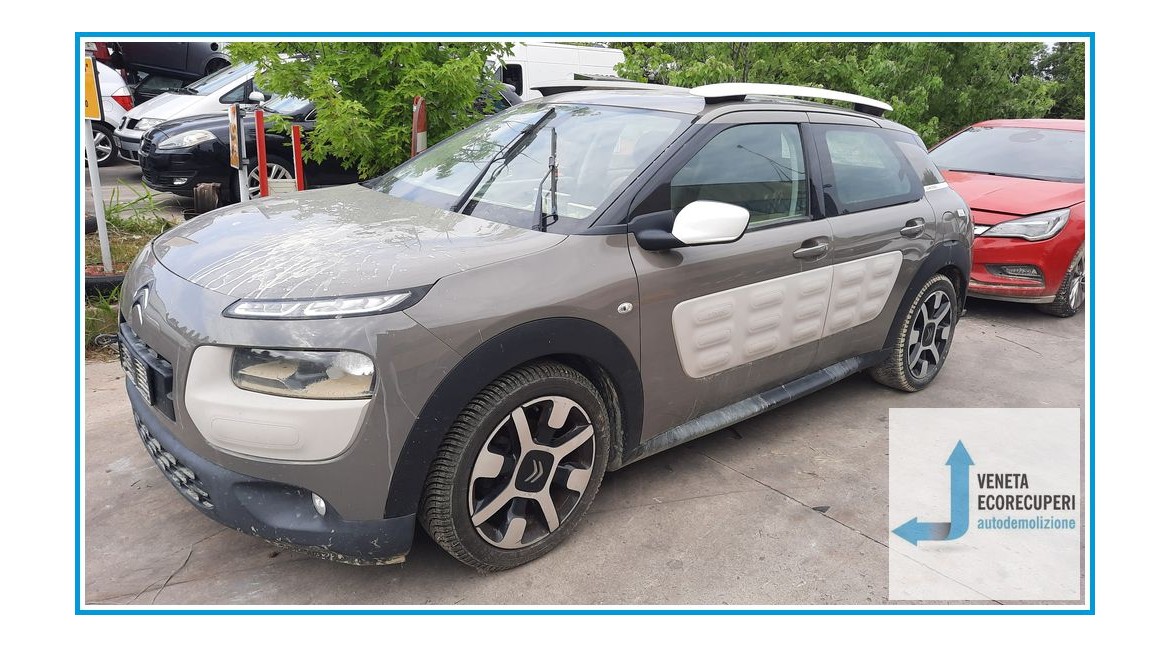 CITROEN C4 CACTUS del 2014 parti usate e ricambi - Tipo Motore HM01