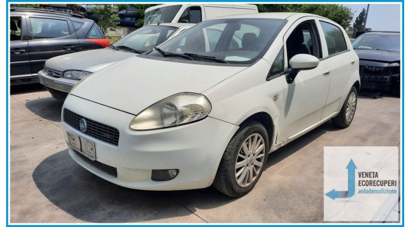 FIAT GRANDE PUNTO 3X del 2011 parti usate e ricambi - Tipo Motore 199A2000