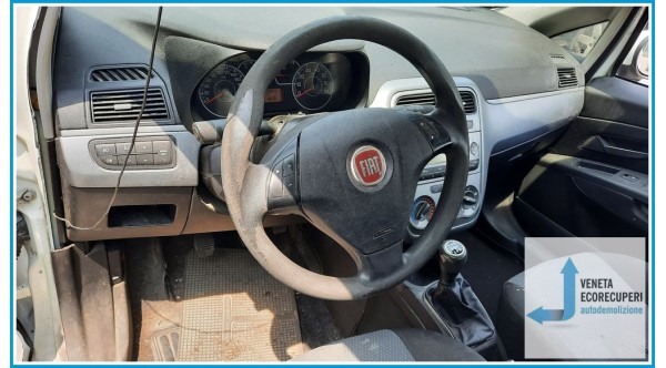 FIAT GRANDE PUNTO 3X del 2011 parti usate e ricambi - Tipo Motore 199A2000