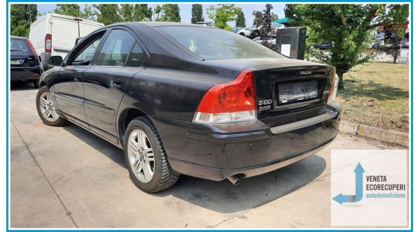 VOLVO S60 del 2004 parti usate e ricambi - Tipo Motore B5244SG