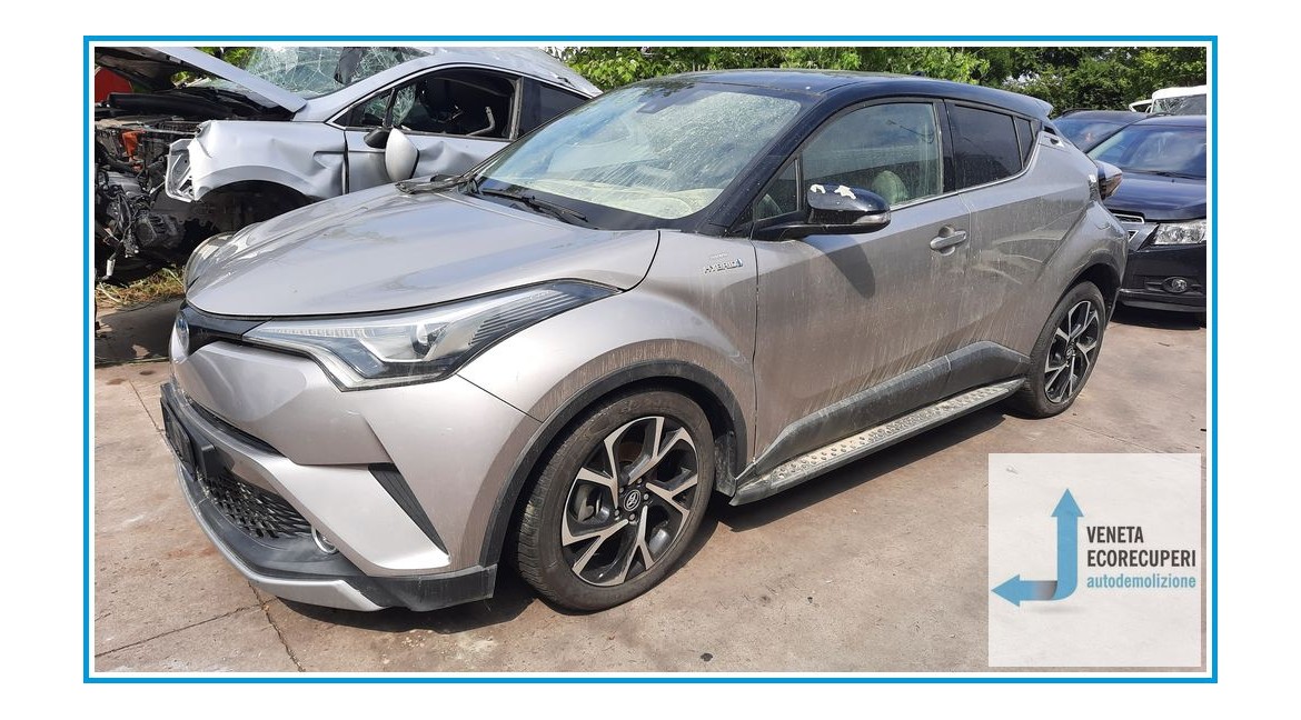 TOYOTA C-HR del 2016 parti usate e ricambi - Tipo Motore 2ZRFXE