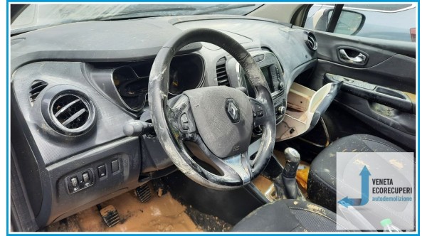 RENAULT CAPTUR del 2014 parti usate e ricambi - Tipo Motore K9KB6