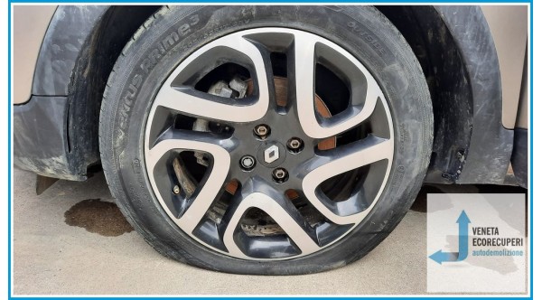 RENAULT CAPTUR del 2014 parti usate e ricambi - Tipo Motore K9KB6