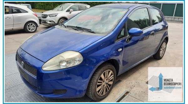FIAT GRANDE PUNTO 2Y del 2007 parti usate e ricambi - Tipo Motore 199A4000