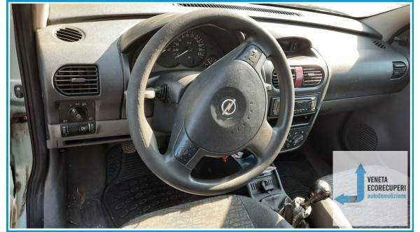 OPEL CORSA X01 del 2001 parti usate e ricambi - Tipo Motore Z14XE