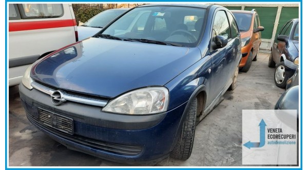 OPEL CORSA X01 del 2004 parti usate e ricambi