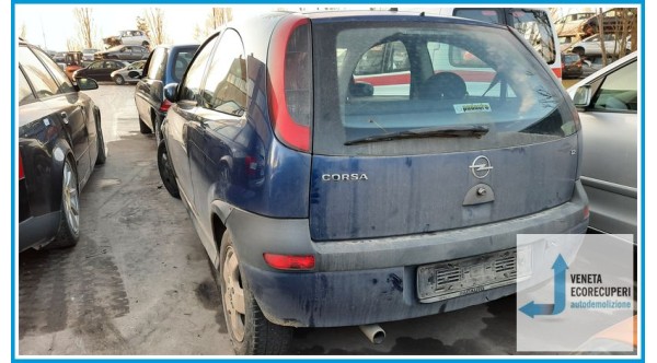 OPEL CORSA X01 del 2004 parti usate e ricambi