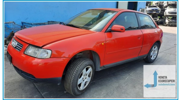 AUDI A3 8L del 1997 parti usate e ricambi - Tipo Motore AGR
