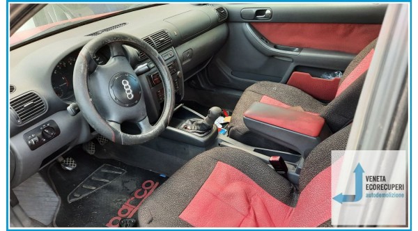 AUDI A3 8L del 1997 parti usate e ricambi - Tipo Motore AGR