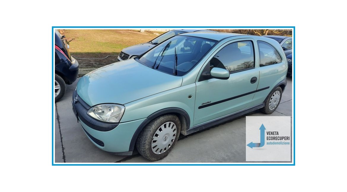 OPEL CORSA X01 del 2002 parti usate e ricambi
