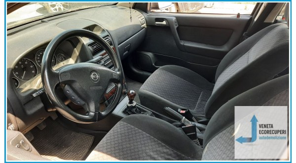 OPEL ASTRA T98 del 2002 parti usate e ricambi - Tipo Motore Y17DT
