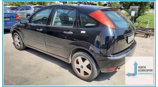 FORD FOCUS CAK del 2004 parti usate e ricambi - Tipo Motore FFDA