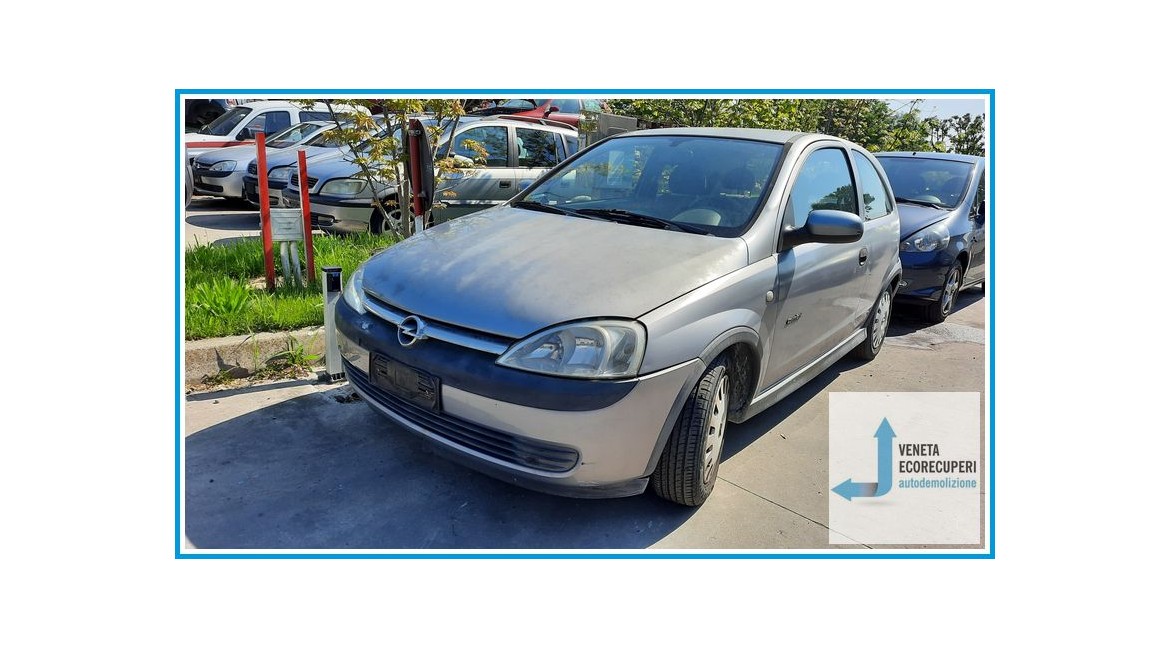 OPEL CORSA X01 del 2002 parti usate e ricambi
