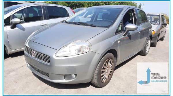 FIAT GRANDE PUNTO 4C del 2009 parti usate e ricambi - Tipo Motore 350A1000