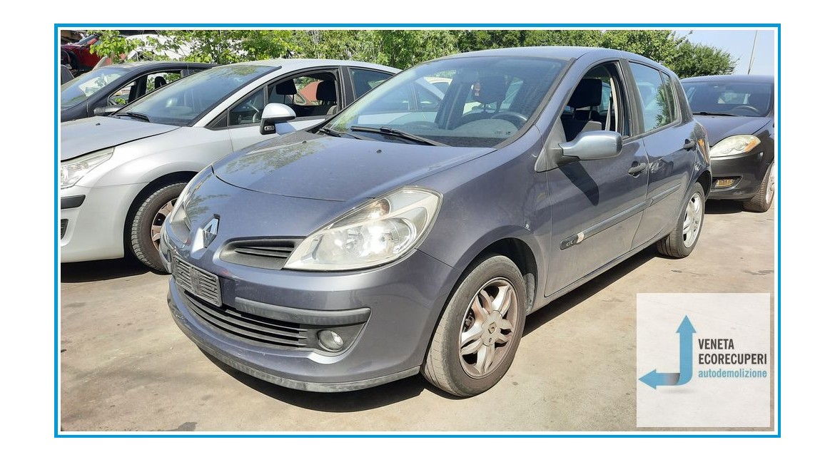 RENAULT CLIO 3a Serie del 2005 parti usate e ricambi - Tipo Motore K9KT7