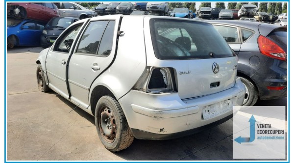 VOLKSWAGEN GOLF 1J del 2002 parti usate e ricambi - Tipo Motore ASZ