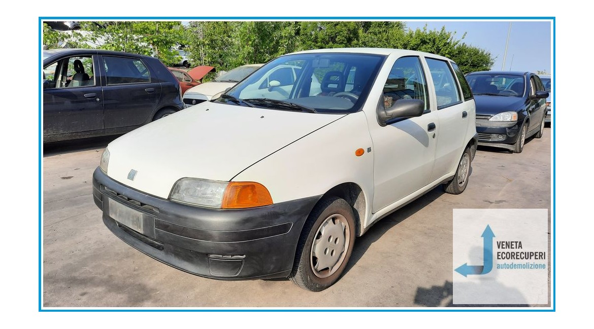FIAT PUNTO 1a Serie del 1998 parti usate e ricambi - Tipo Motore 176B2000