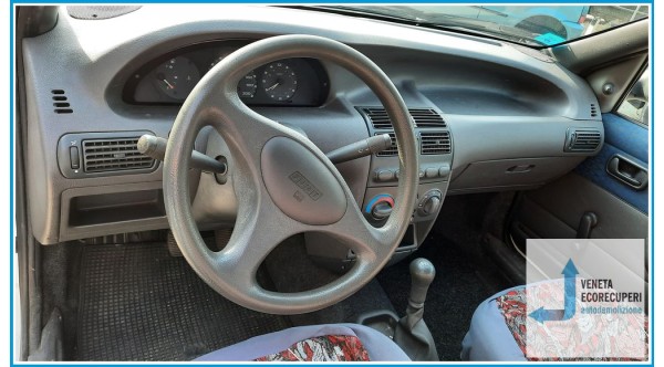 FIAT PUNTO 1a Serie del 1998 parti usate e ricambi - Tipo Motore 176B2000