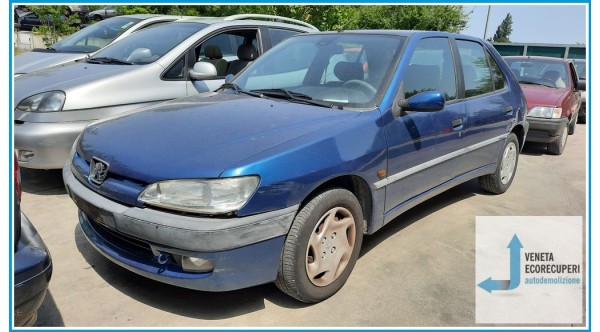 PEUGEOT 306 del 1999 parti usate e ricambi - Tipo Motore KFX
