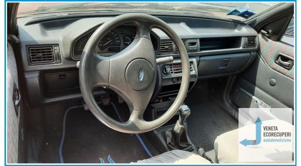 FORD FIESTA DX del 1998 parti usate e ricambi - Tipo Motore G6A