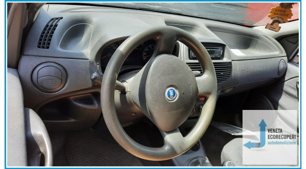 FIAT PUNTO 2U del 2005 parti usate e ricambi - Tipo Motore 188a9000