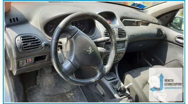 PEUGEOT 206 del 2002 parti usate e ricambi - Tipo Motore KFW