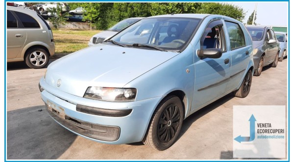 FIAT PUNTO 1N/1P del 2003 parti usate e ricambi - Tipo Motore 188A4000