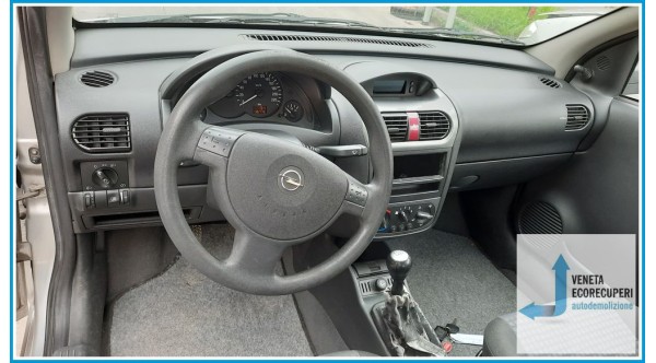 OPEL CORSA X01 del 2003 parti usate e ricambi