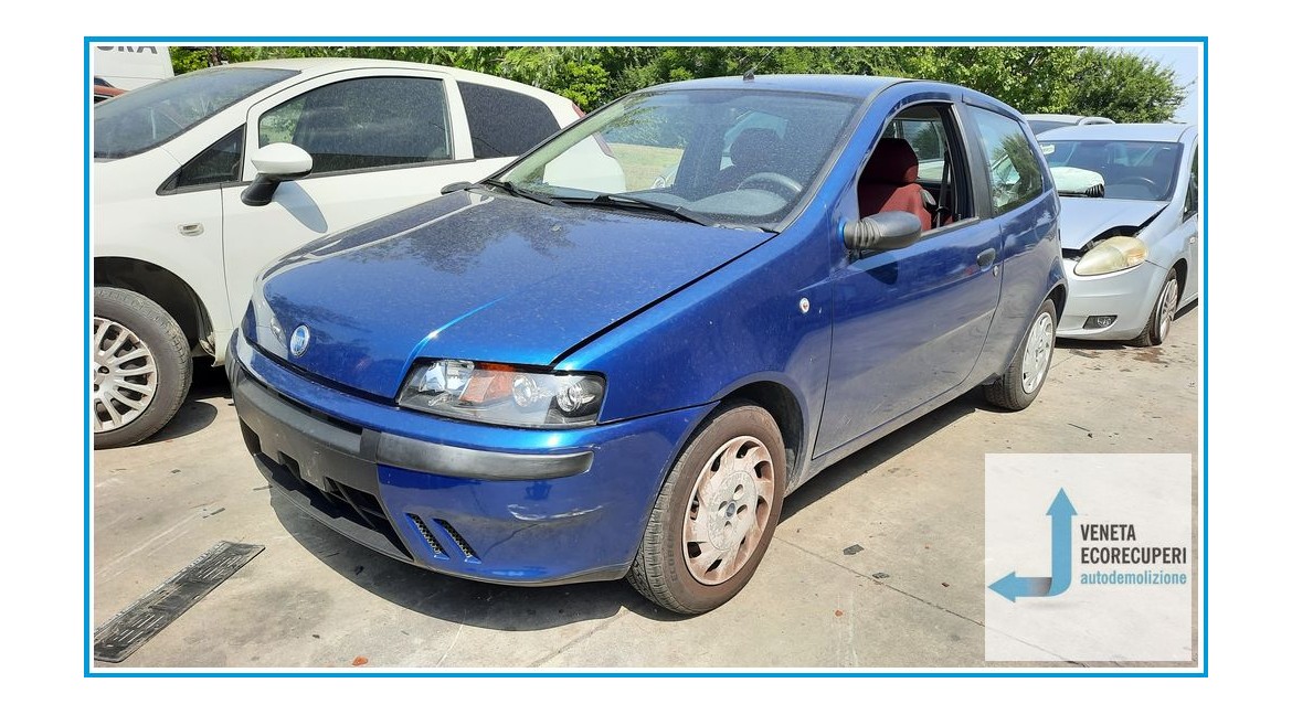 FIAT PUNTO 1N/1P del 2000 parti usate e ricambi - Tipo Motore 188A4000