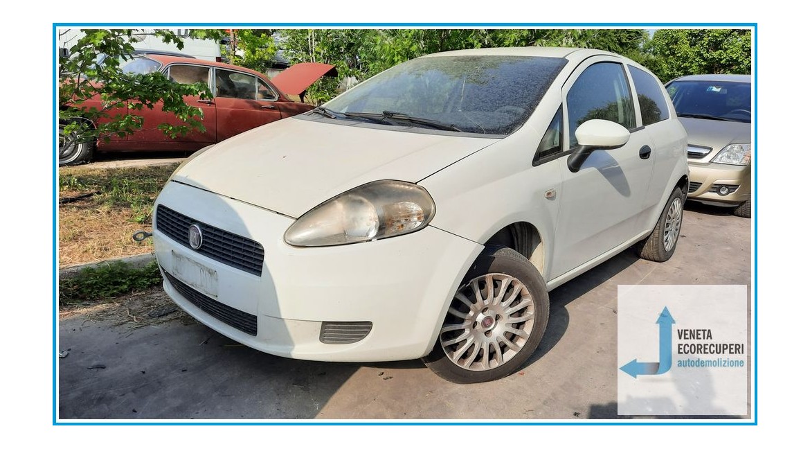 FIAT GRANDE PUNTO VAN 3X del 2010 parti usate e ricambi - Tipo Motore 199A2000