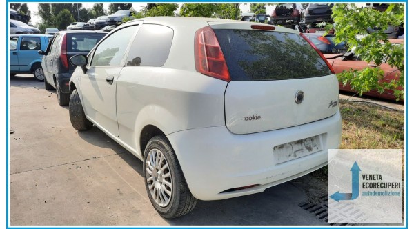 FIAT GRANDE PUNTO VAN 3X del 2010 parti usate e ricambi - Tipo Motore 199A2000
