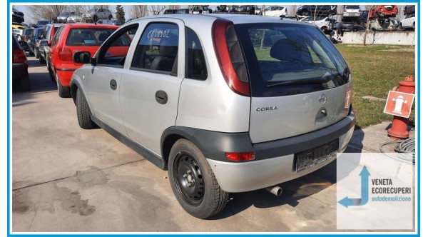 OPEL CORSA X01 del 2003 parti usate e ricambi
