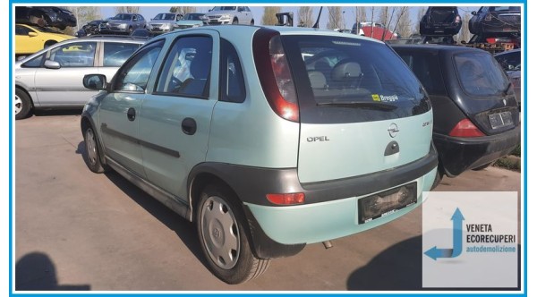 OPEL CORSA X01 del 2001 parti usate e ricambi