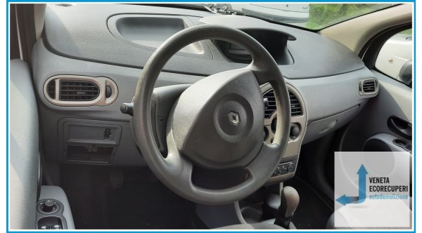 RENAULT MODUS 1a Serie del 2007 parti usate e ricambi - Tipo Motore D4FD7