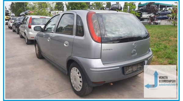 OPEL CORSA X01 del 2003 parti usate e ricambi