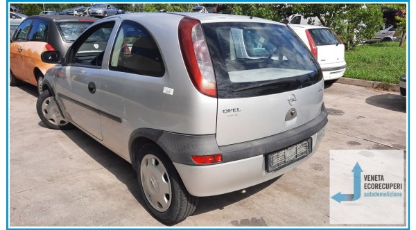 OPEL CORSA X01 del 2001 parti usate e ricambi - Tipo Motore Z10XE