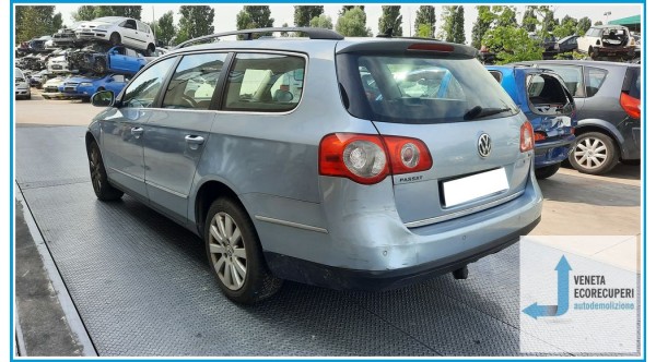 VOLKSWAGEN PASSAT 36 del 2009 parti usate e ricambi - Tipo Motore CDG