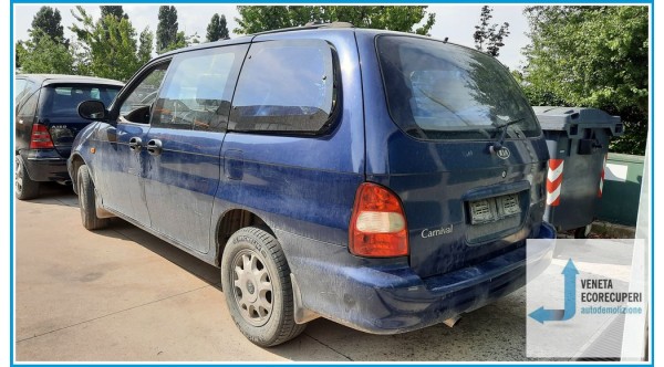 KIA CARNIVAL 1a Serie del 2000 parti usate e ricambi - Tipo Motore J3
