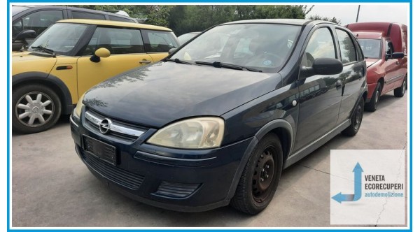 OPEL CORSA X01 del 2004 parti usate e ricambi