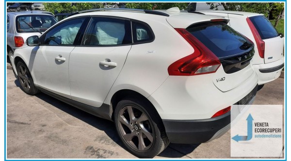 VOLVO V40 del 2014 parti usate e ricambi - Tipo Motore D4162T