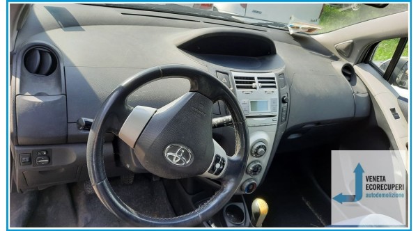 TOYOTA YARIS del 2007 parti usate e ricambi - Tipo Motore 1NDTV