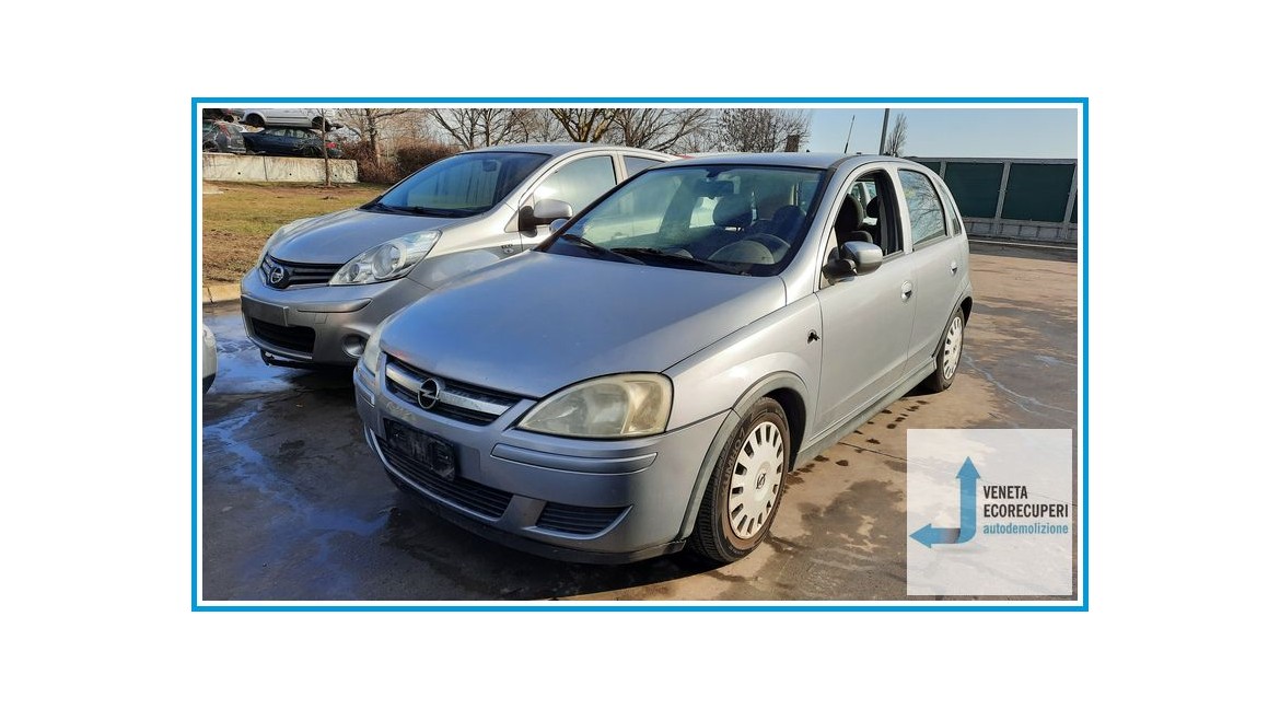 OPEL CORSA X01 del 2004 parti usate e ricambi