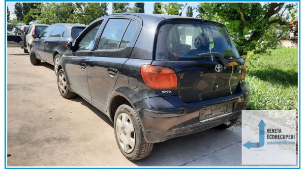 TOYOTA YARIS FRP del 2003 parti usate e ricambi - Tipo Motore 2SZFE